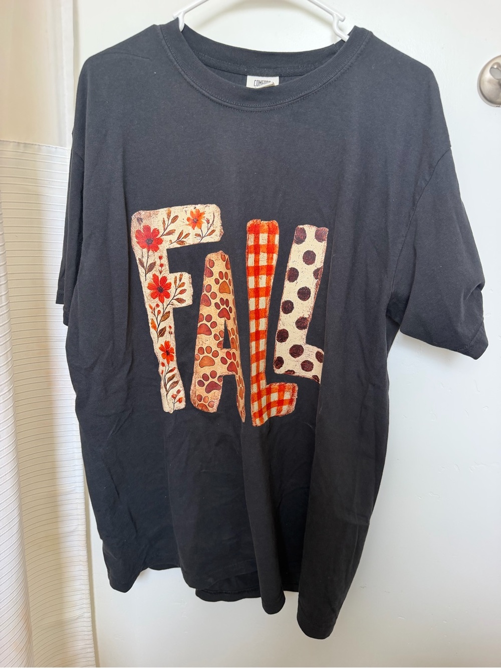 Fall Graphic Tee - Black
